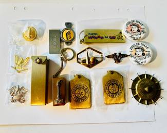 St Louis World’s Fair Pin, Seattle World’s Fair Key Chain, Gum Case, etc