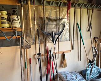 garden tools
