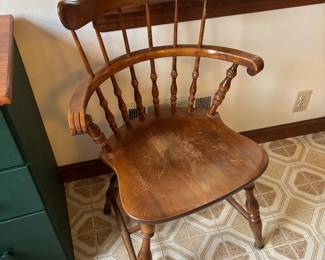Set of 4 winged chairs