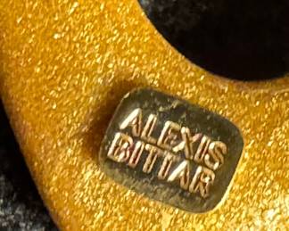 detail
