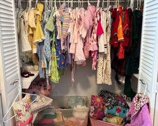 Baby clothes 