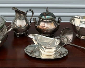 Lot 18: Silver Plated Servingware
