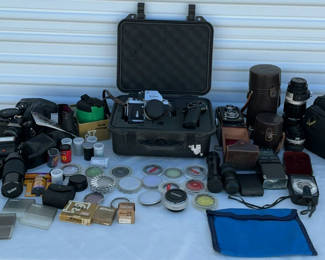 Lot 96: Collection Of Vintage Cameras