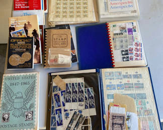 Lot 91: Stamp Collection
