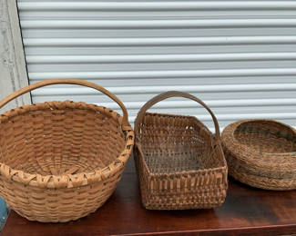 Lot 30: Vintage Baskets