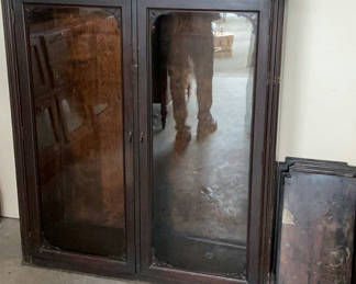 Lot 9: Vintage Dark Wood Display Case, Glass Doors