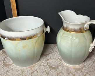 Lot 13: Vintage John Haddock Large Pitcher Set 
