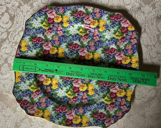 Lot 19: Royal Winton “Tulia” Plate
