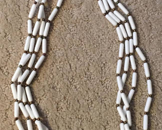 Lot 56: Vintage Genuine Lucite Necklace