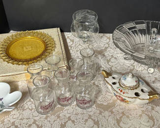 Lot 50: Vintage Lot Amber Glass etc