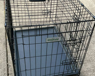 Lot 11: Pet Crate And Gate