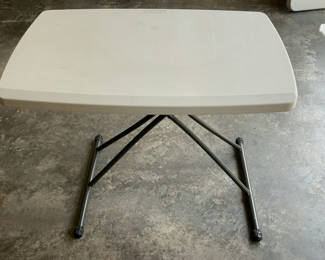 Lot 46: Small Folding Table