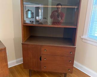 Mid Century Modern china cabinet (1965 Stanley) (prefer to sell as a set)