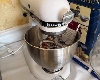 Nice Kitchenaide Mixer