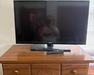 flat screen tv