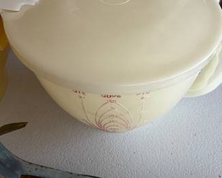 tupperware