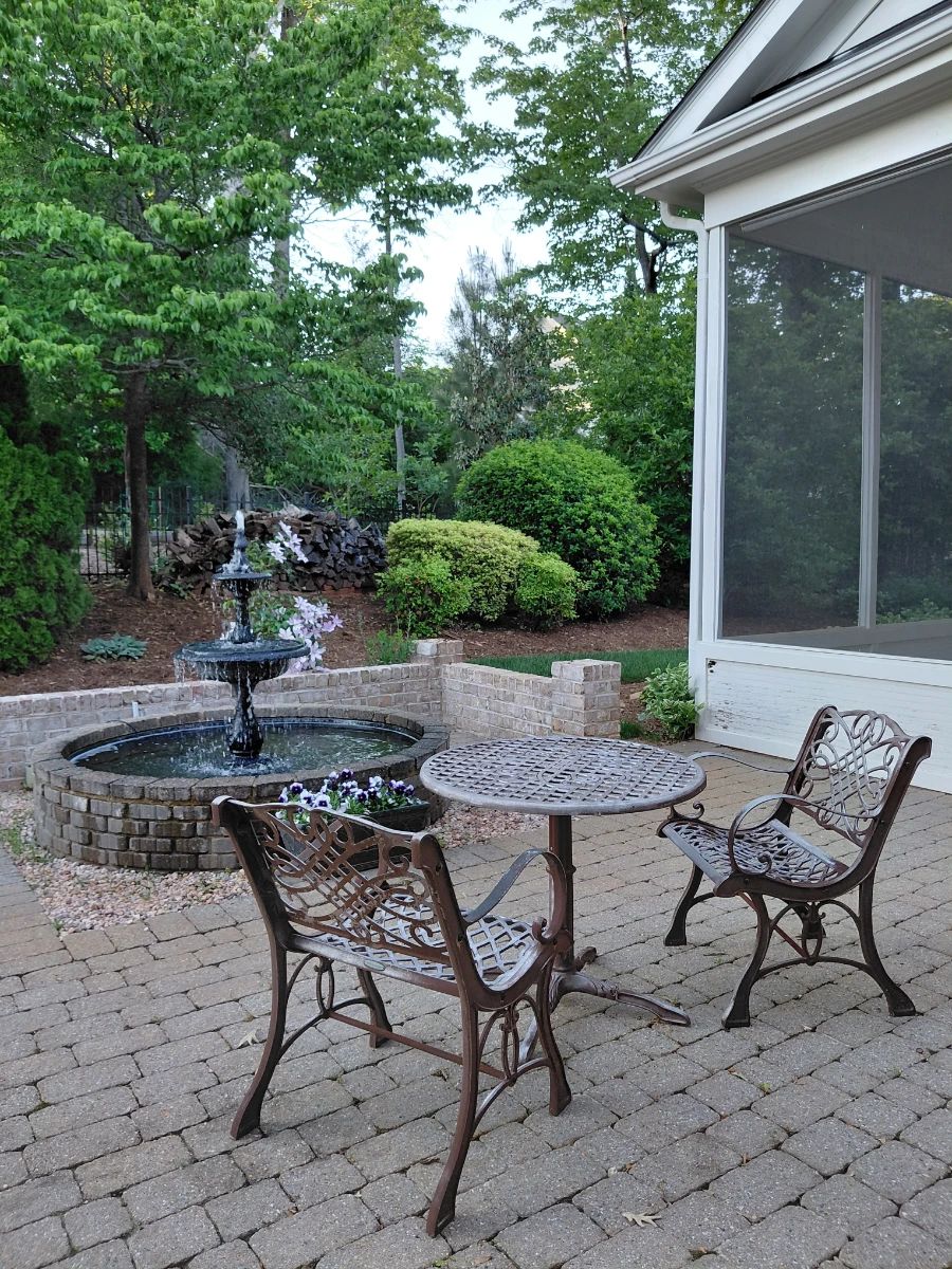 Smith and Hawken outdoor patio furniture. 