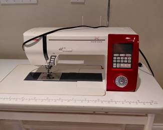 AMAZING Horizon sewing machine! It truly does it ALL!