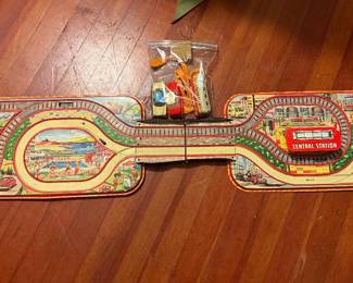 Western Germany Technofix Tin Type Litho Central Station Wind Up Cars Track with 3 Vehicles D.B.G.M Foldable