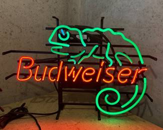 Rare 1999 Super Bowl Vintage Budweiser Louie the Lizard Neon Sign