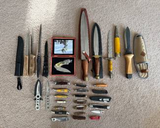 Pocket Knives; Daggers **The Knives will be located near the checkout table**