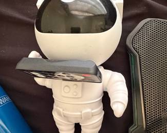 Solid Estate Sale