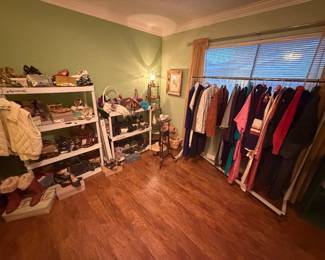 Women's clothing and shoes 