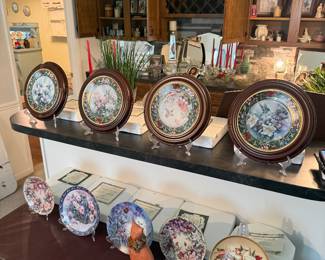 Collector's plates with certificates of authenticity 
