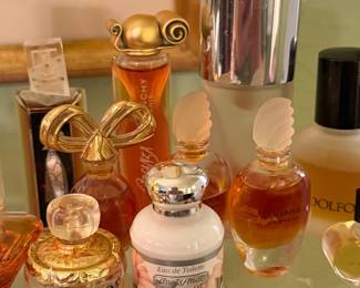 White Diamonds, Givenchy, Givenchy Amariage, Clinique Happy, Vintage Adolfo Cologne