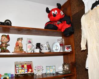 527Bedroom B
