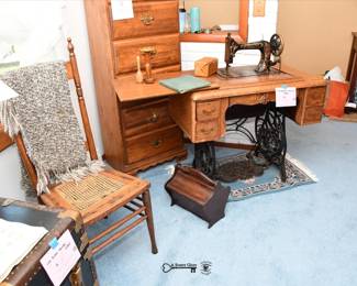 077Family Room