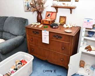 041Family Room
