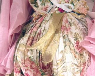 Madame Alexander dolls, including Alice in Wonderland, Lord Nelson, Opera Series, Wizard of Oz, Nativity, Storybook collection, Kaiser collection (inc Cinderella, French Aristocrat), Guardian Angels