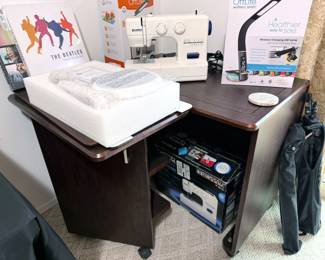 Sewing table +  Kenmore 19112 Machine 
