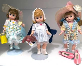Madame Alexander dolls, including Alice in Wonderland, Lord Nelson, Opera Series, Wizard of Oz, Nativity, Storybook collection, Kaiser collection (inc Cinderella, French Aristocrat), Guardian Angels