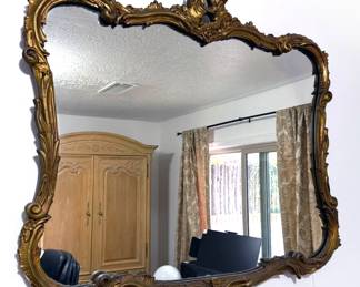 Wall mirror