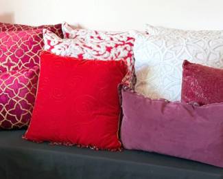 Throw pillows, many new with tags