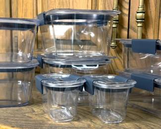 Rubbermaid food storage containers