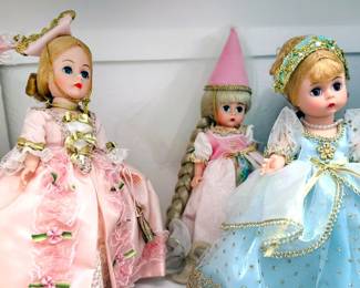 Madame Alexander dolls, including Alice in Wonderland, Lord Nelson, Opera Series, Wizard of Oz, Nativity, Storybook collection, Kaiser collection (inc Cinderella, French Aristocrat), Guardian Angels