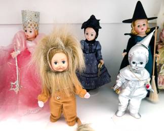 Madame Alexander dolls, including Alice in Wonderland, Lord Nelson, Opera Series, Wizard of Oz, Nativity, Storybook collection, Kaiser collection (inc Cinderella, French Aristocrat), Guardian Angels