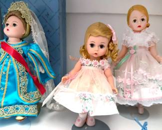 Madame Alexander dolls, including Alice in Wonderland, Lord Nelson, Opera Series, Wizard of Oz, Nativity, Storybook collection, Kaiser collection (inc Cinderella, French Aristocrat), Guardian Angels