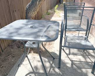 Patio table + chairs