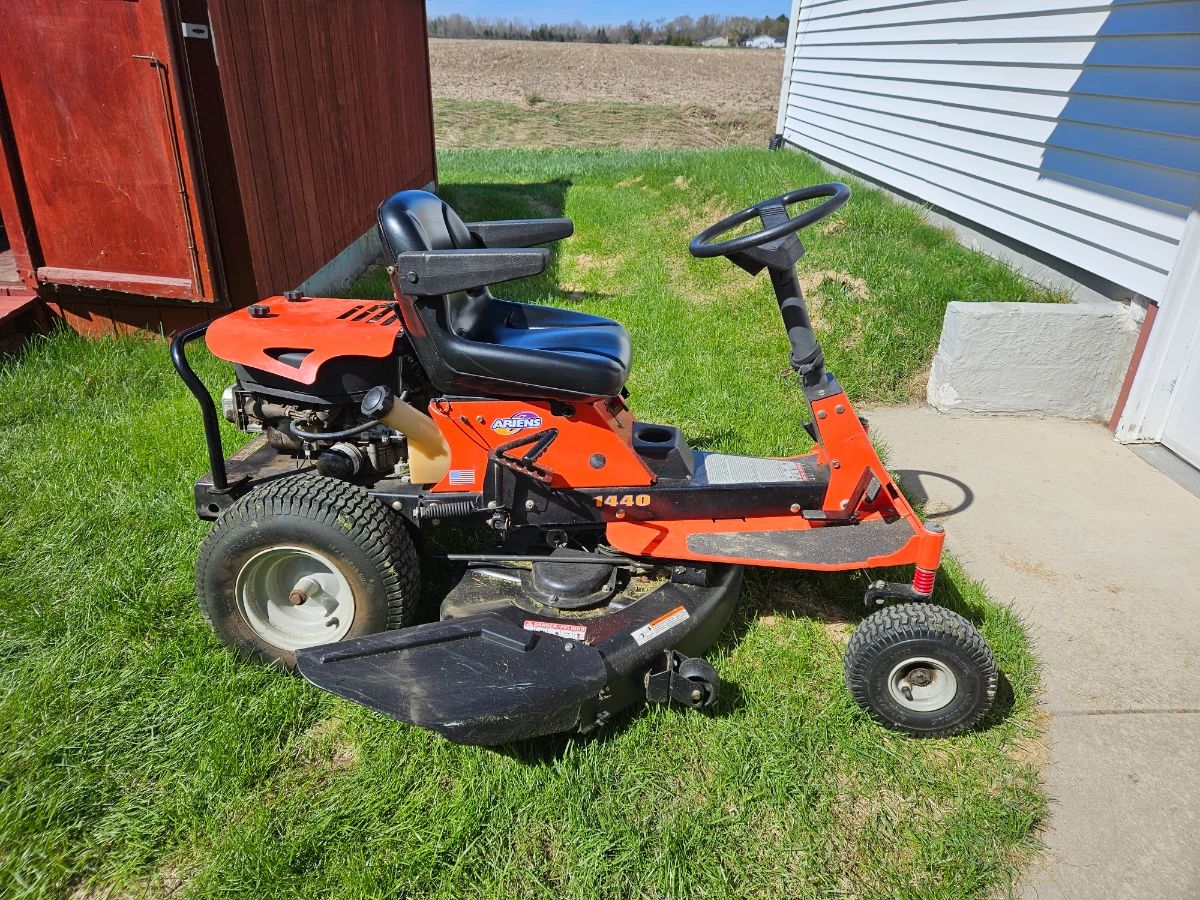 Ariens 1440 riding mower. Works beautifully!
