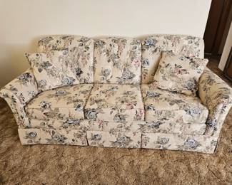 Like new condition Flexsteel sofa