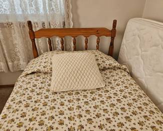 Twin bed