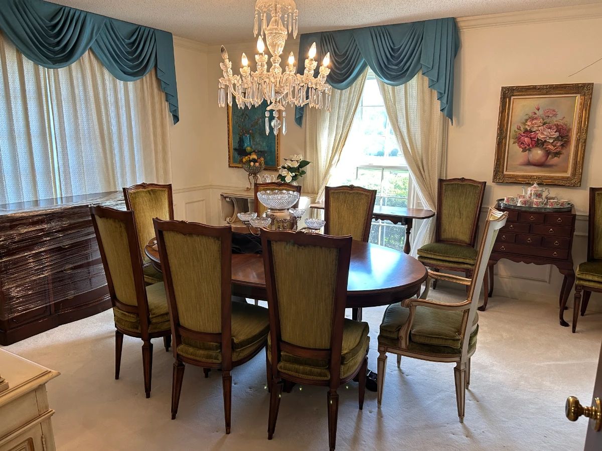 #1	Karges Evansville, indiana dining table with 8 wood and 2 pickeled arm chairs 70-106x40x29	 $325.00 	   	 	