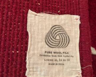 #9	 Hand-knotted Red/Cream Rug - 9'x 12' - 100% Wool from India	 $200.00 			