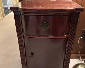 #35	Wood End Table w/1 drawer & 1  door - 16x14x27	 $100.00 			