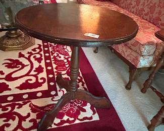 #15	Wood Round End PedestalTable - 25x25	 $75.00 			