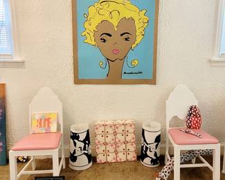 NEW #marelovesu paintings, vintage furniture, more art